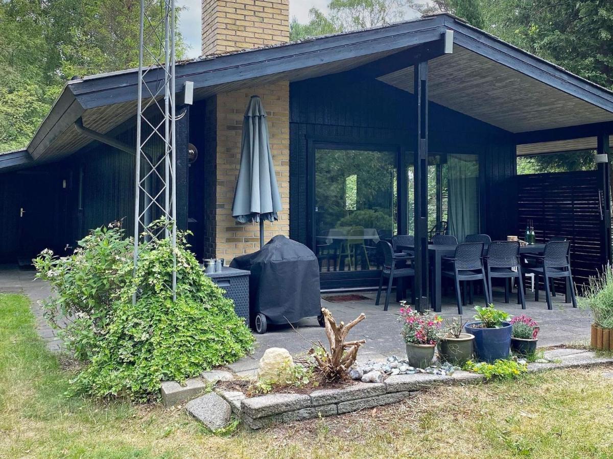 6 Person Holiday Home In V Ggerl Se Bøtø By Exterior foto